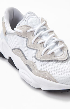 White & Black Ozweego Shoes image number 6