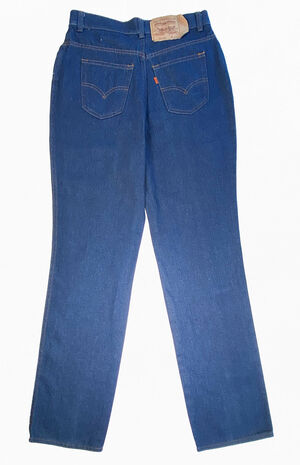 '70s Levi's High Waisted Jeans image number 2