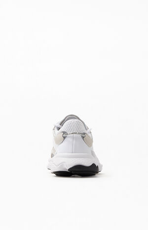 White & Black Ozweego Shoes image number 3