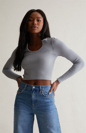 Seamless Notched Neck Long Sleeve Top image number 2