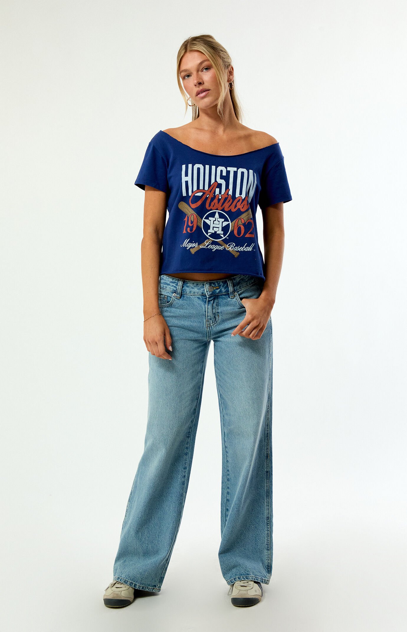 WILD COLLECTIVE x MLB Houston Astros Off-The-Shoulder T-Shirt