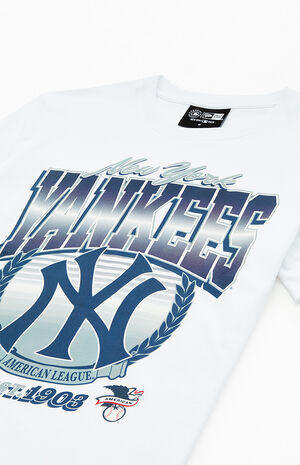New York Yankees Classic T-Shirt image number 2