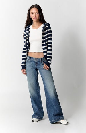 Kaia Ultimate Low Rise Baggy Jeans Stitch Medium Blue image number 7