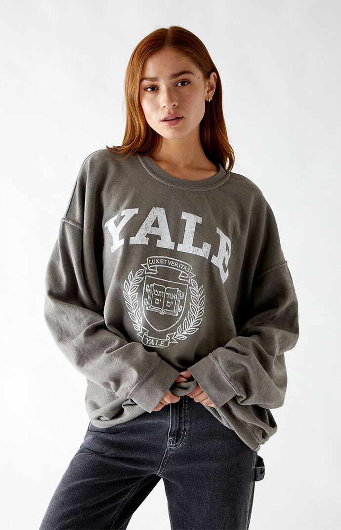 vintage yale crewneck