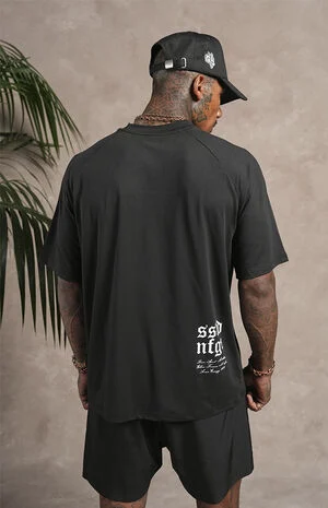 Black N.R.G. Grunge Cropped Oversized T-Shirt image number 6