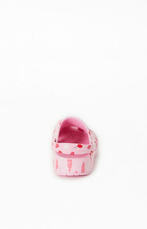 Classic Valentine's Day Clogs image number 3