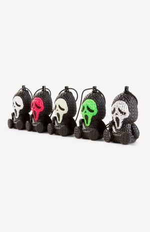 Ghost Face Lives Scream Micro Charms image number 3