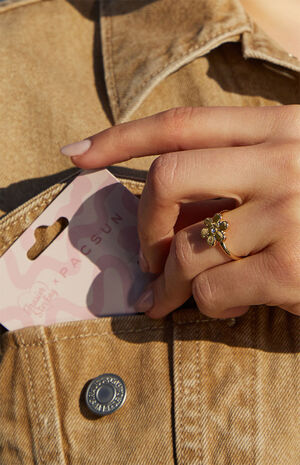 x PacSun Daisy Ring image number 2