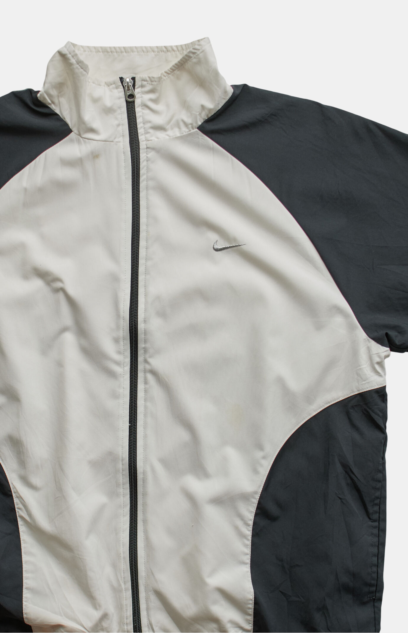 PS VINTAGE 2000s White Nike Jacket | Pacsun