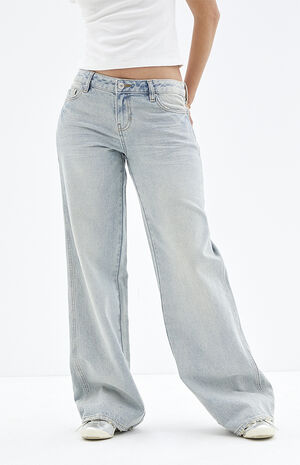 Casey Low Rise Baggy Jeans Light Indigo Shine image number 2