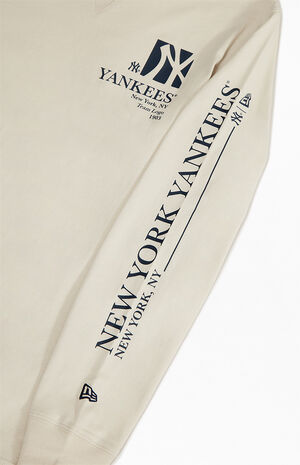 Yankees Long Sleeve T-Shirt image number 3