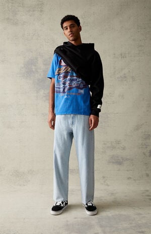 Eco Light Wash Baggy Jeans image number 4