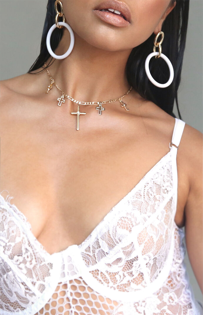 White Be True Earrings