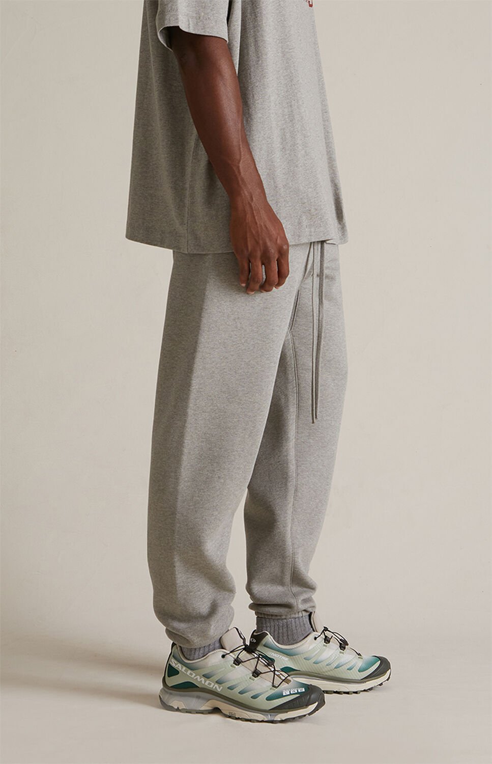 Fear of God ESSENTIALS Dark Heather Oatmeal Fleece Sweatpants thumbnail 4