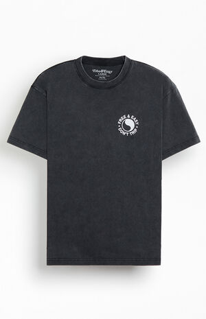 Chains & Roses T-Shirt image number 2