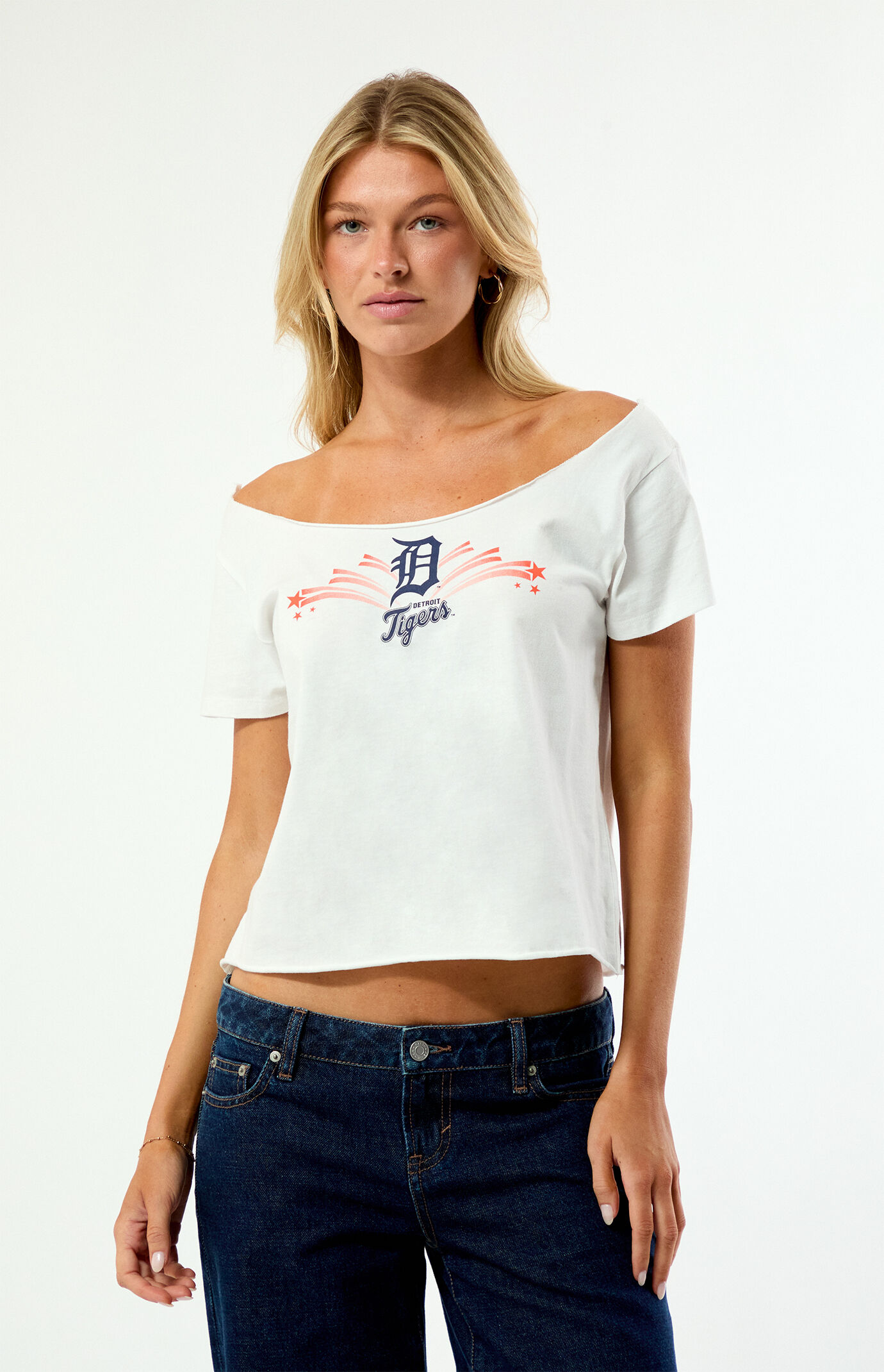 WILD COLLECTIVE x MLB Detroit Tigers Off-The-Shoulder T-Shirt