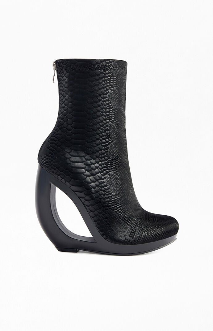 AZALEA WANG Women's Rapture Snake Curved Wedge Booties