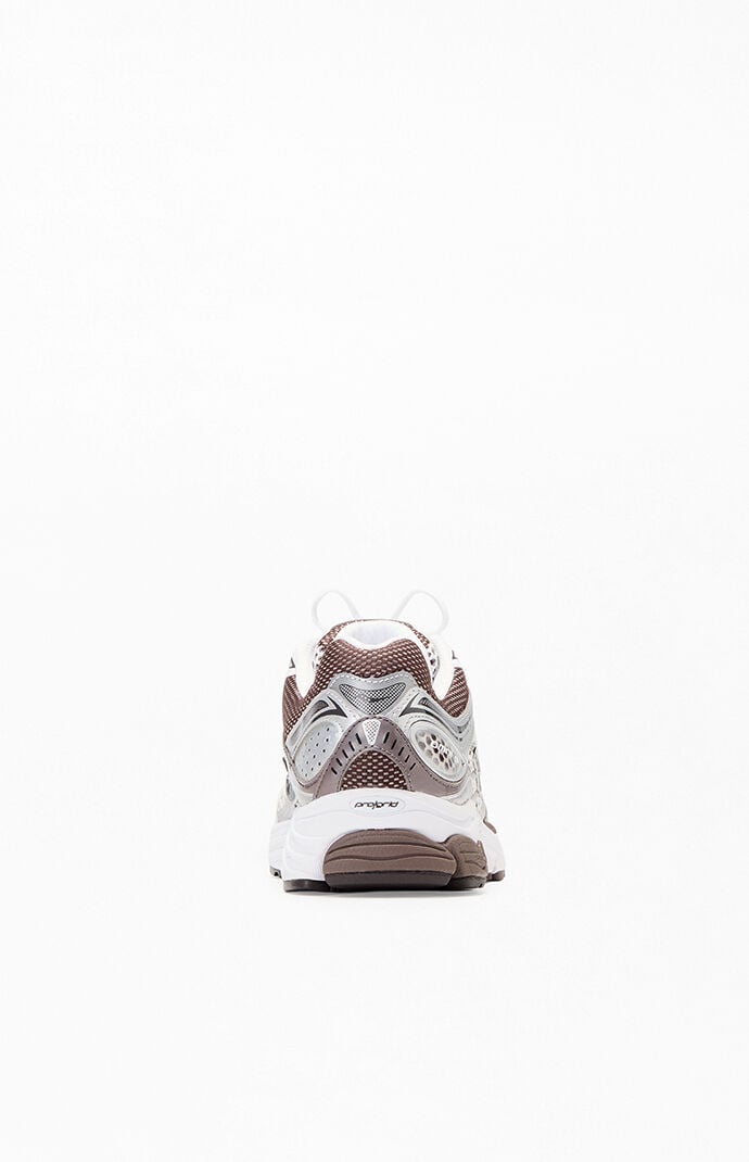 Saucony White Progrid Omni 9 Shoes