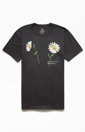 Flourish T-Shirt Flourish T-Shirt image number null