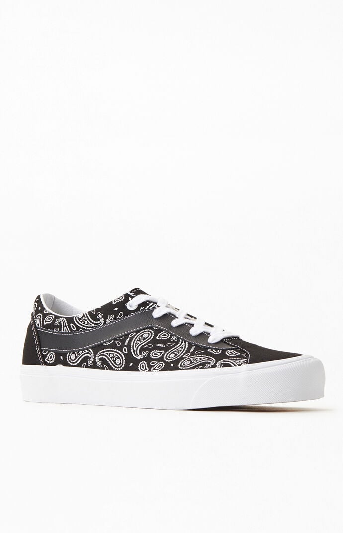Black & White Paisley Bold Ni Shoes
