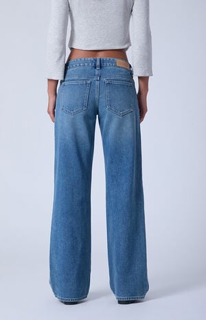 Sammy Ultimate Low Rise Straight Leg Jeans Medium Blue image number 4