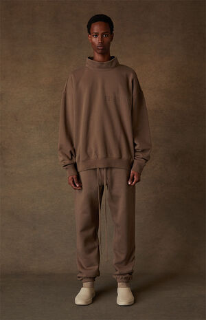 Wood Mock Neck Sweatshirt image number 6