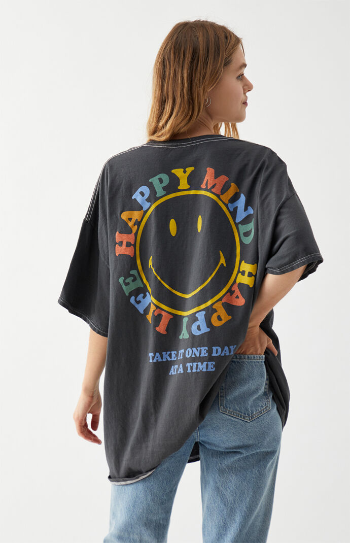 x Smiley Happy Mind T-Shirt