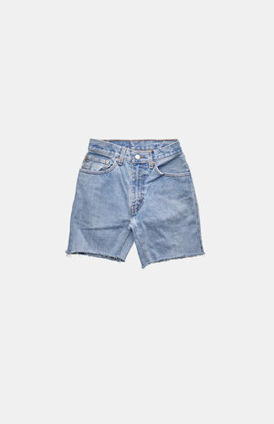 90s Levi's Denim Shorts image number 2