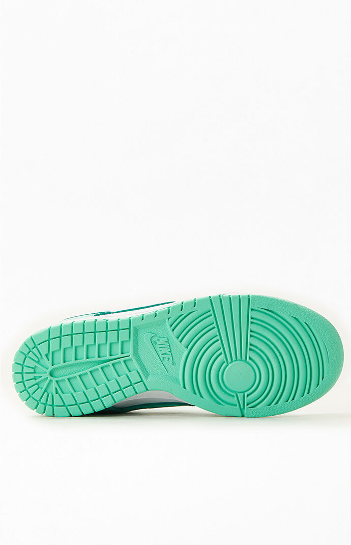 DUNK LOW GREEN GLOW   Next Shoess   Medium