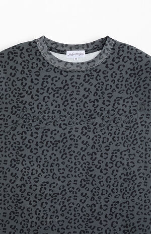 Staff Leopard Long Sleeve T-Shirt image number 2
