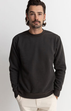 Classic Heavyweight Fleece Crew Neck Sweatshirt image number 2