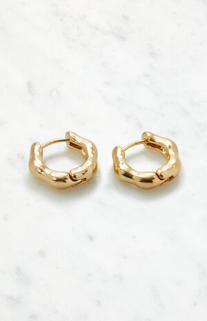 Gold Edgy Hoop Earrings image number 2