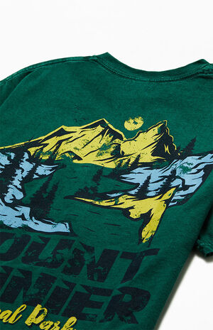 Mount Rainer Vintage T-Shirt image number 4