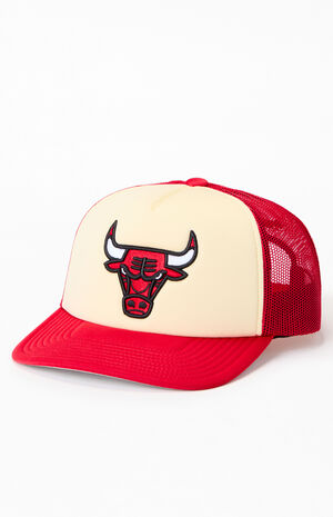 Chicago Bulls Vintage Block Trucker Hat image number 4
