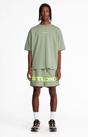 Studio T-Shirt image number 4