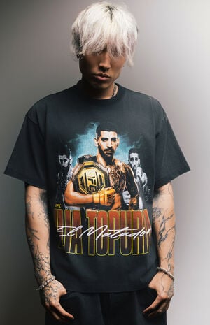 Ilia Topuria El Matador Strikes Gold Oversized T-Shirt