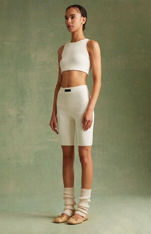 Women's Cloud Dancer Biker Shorts image number 5