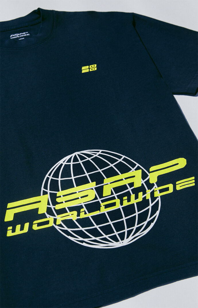 Globe T-Shirt