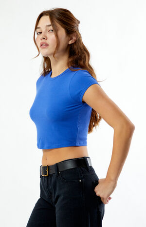 Queen Cropped T-Shirt image number 2