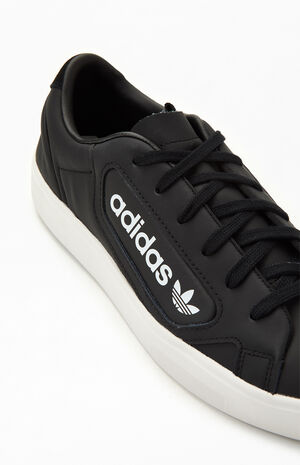 Women's Black Sleek Sneakers image number 7
