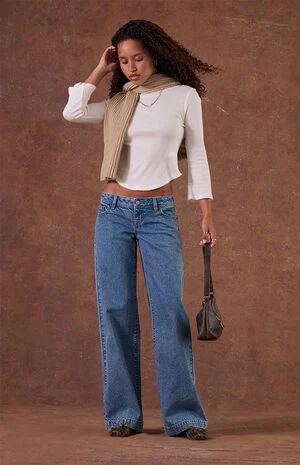 Kaia Ultimate Low Rise Baggy Jeans Light Blue Wash image number 1