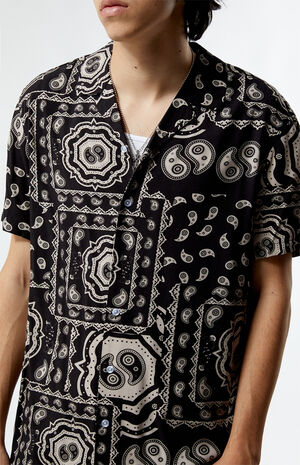 Zen Paisley Woven Camp Shirt image number 2
