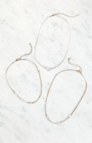 Pearl Butterfly Layered Necklace image number 1