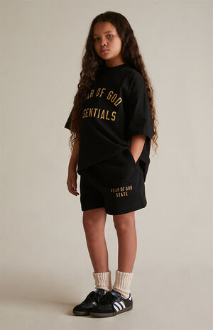 Kids Black Fleece Soccer Sweat Shorts image number 2