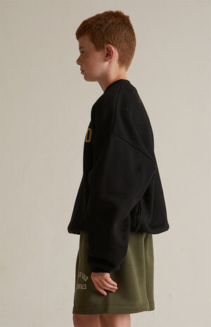Kids Black Fleece Crew Neck Sweatshirt image number 3