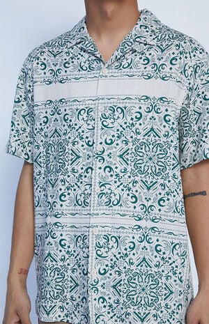 Green Bandana Resort Shirt zoom image number 2