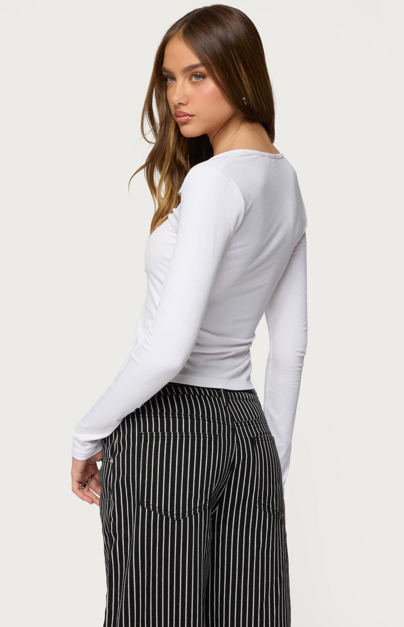 Edikted Jaelyn Ribbed Henley T-Shirt