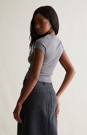 Evolve V-Neck T-Shirt image number 4