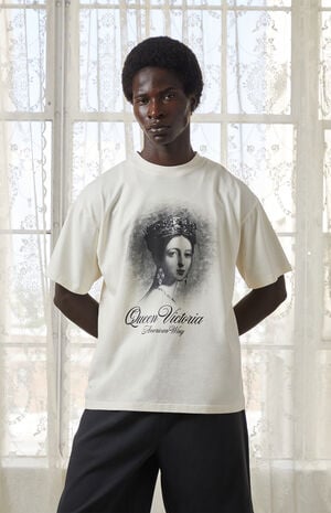 x Pacsun Queen Victoria T-Shirt