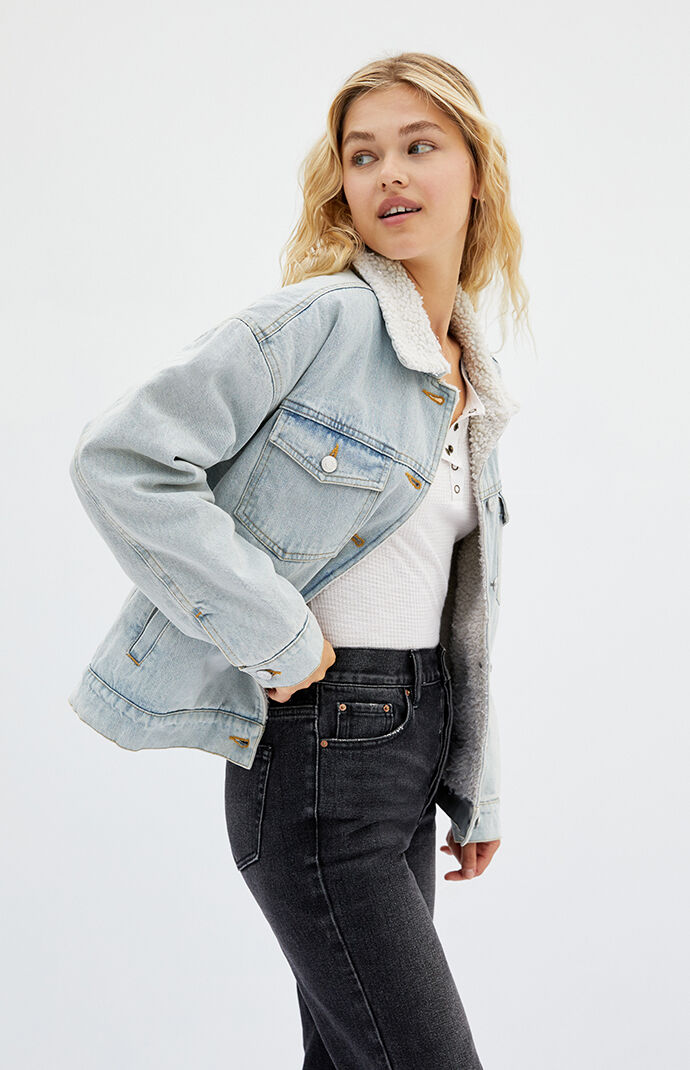 PacSun Oversized Boxy Sherpa Trucker 